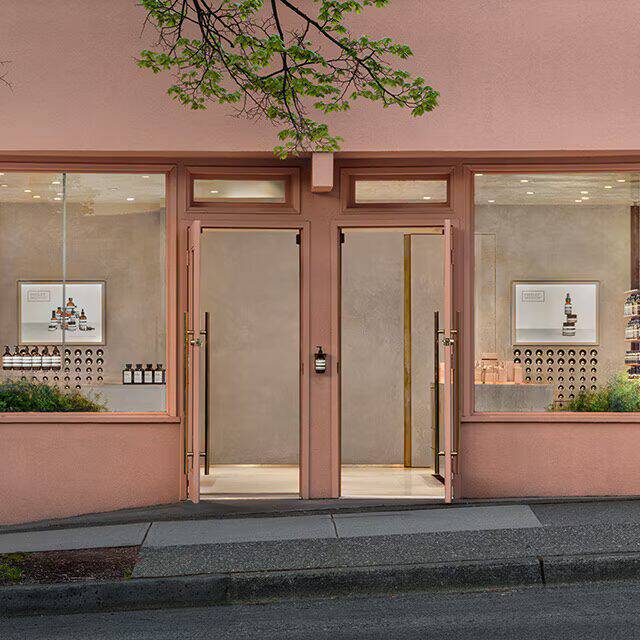 First Image on Carousel