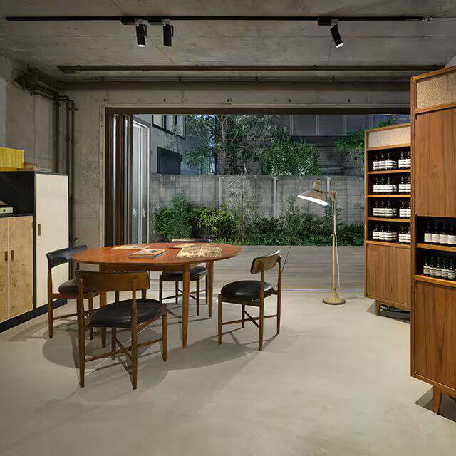 Second Image on Carousel