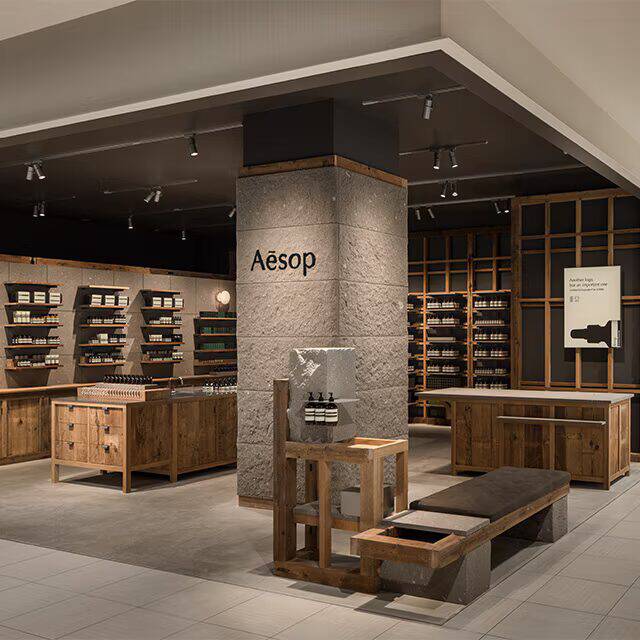 First Image on Carousel